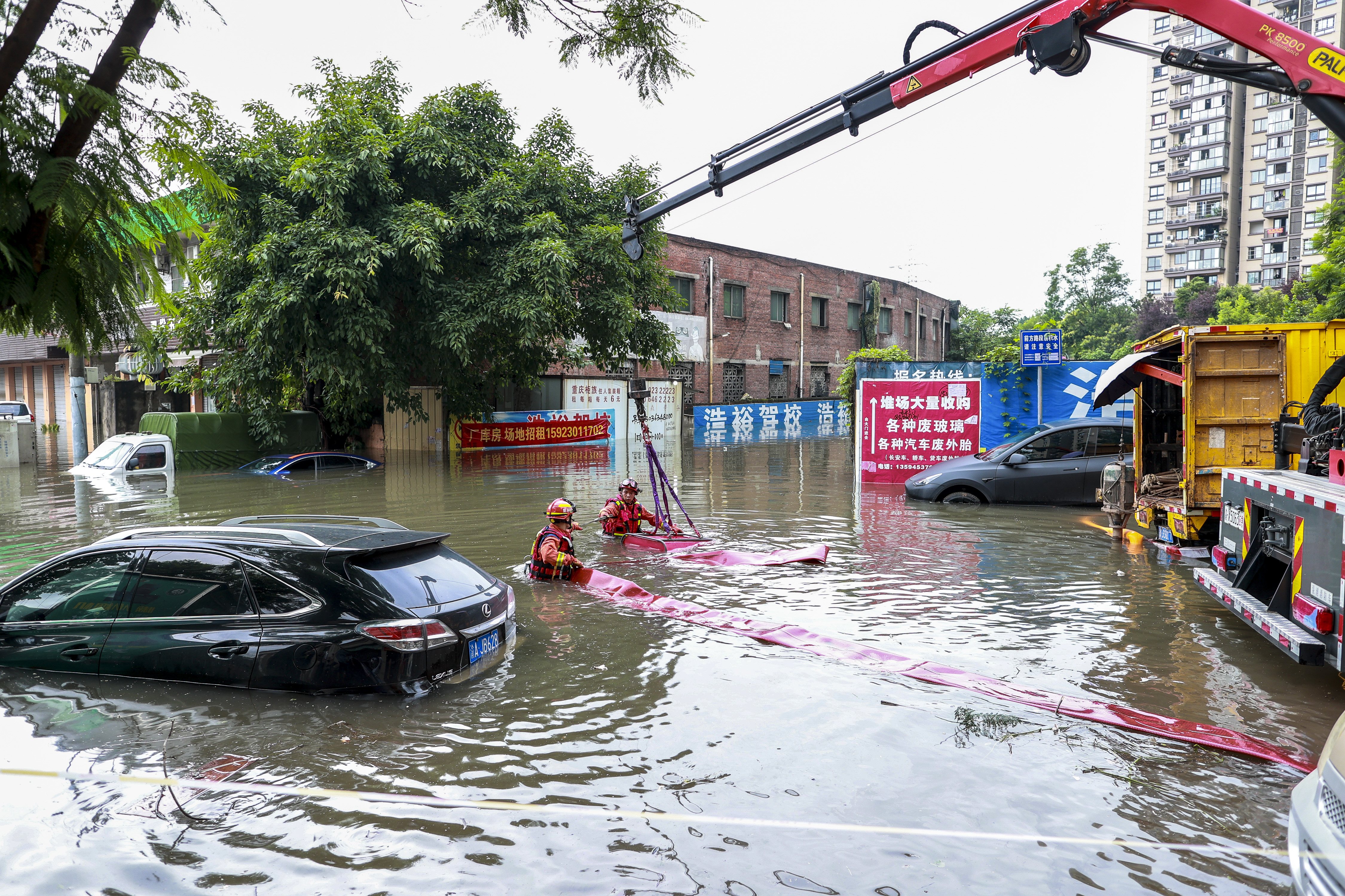 哪个地区正在涨洪水(哪个城市发洪水) 哪个地区正在涨洪水(哪个城市发洪水)
