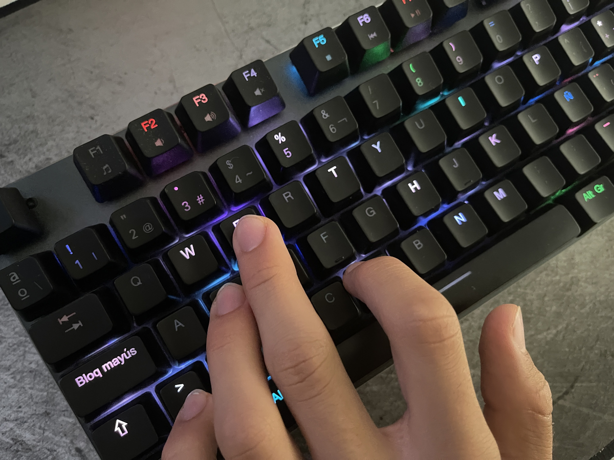 闪电买入用哪个键(闪电买入和闪电卖出是什么意思) 闪电买入用哪个键(闪电买入和闪电卖出是什么意思)